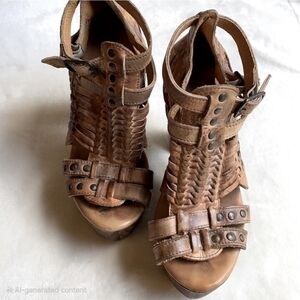 Bed Stu the Cindy Sandal